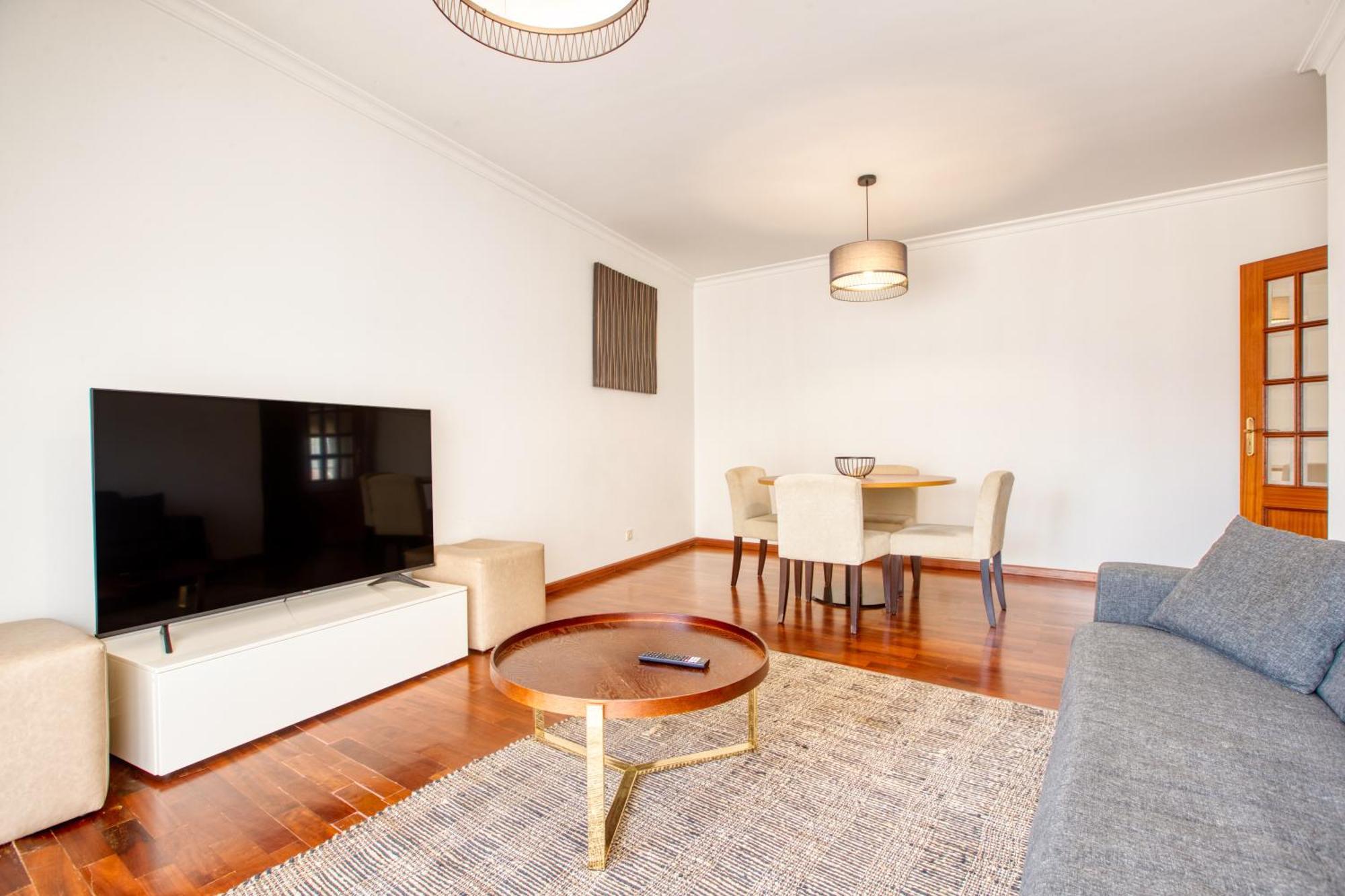 Apartamento T1- Gaia Zona.Comercial Вила Нова ди Гая Екстериор снимка